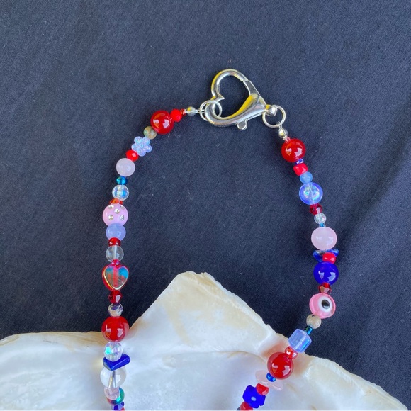 American Dreaming Red Blue Pink Beaded Necklace Silver Heart Flowers Stone Star - Picture 8 of 11